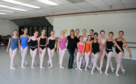 Ballet Class In person - Qualified Australian Teacher